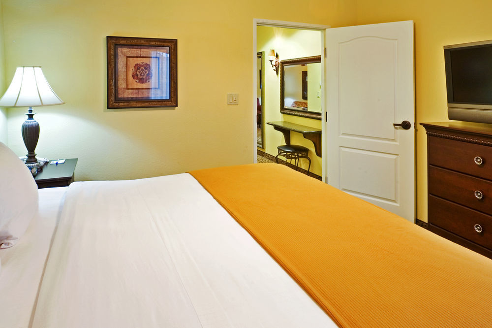 Clarion Pointe Sulphur Springs Esterno foto